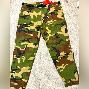 Brand new The Northface  Camo casual pants.